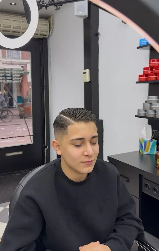 Foto van A star barber