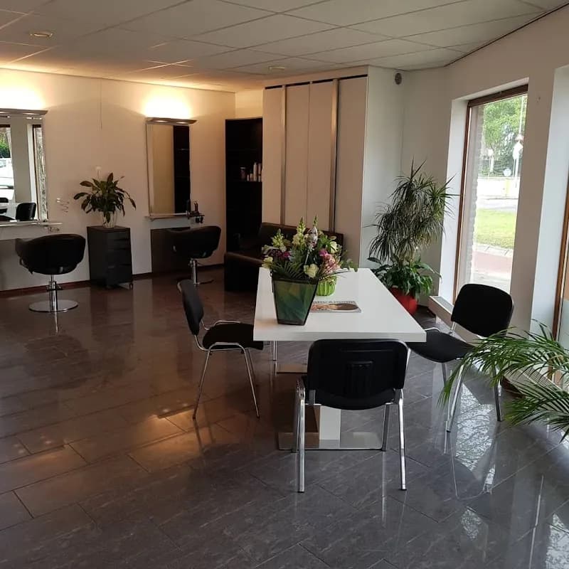Foto van Ariya Hair & Beauty