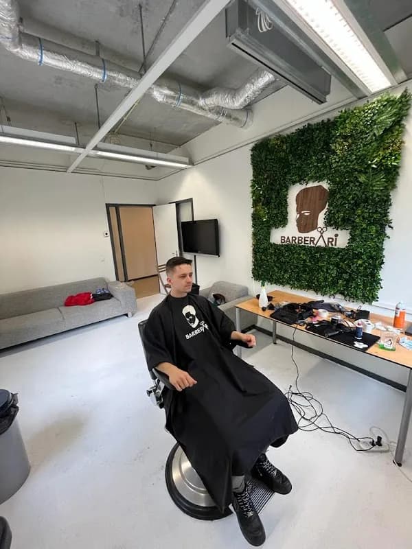 Foto van BarberAri