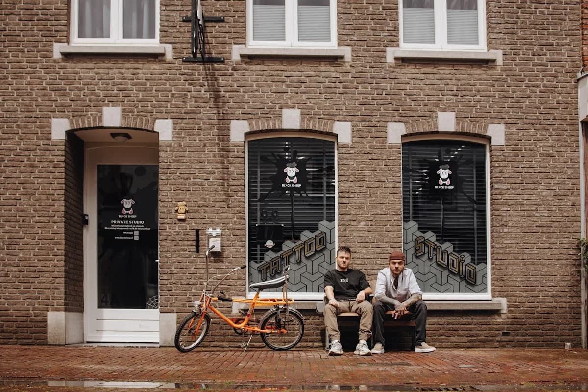 BLXCKSHEEP private studio