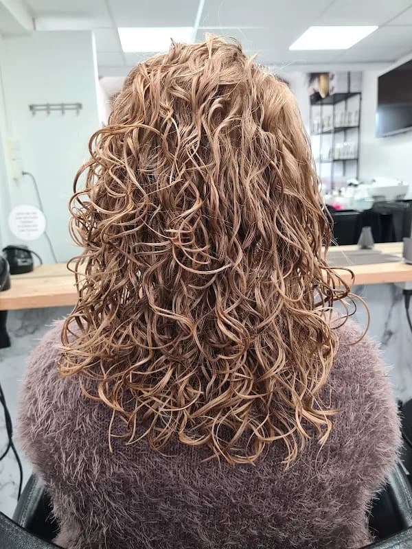 Curls & More by Hairlabel