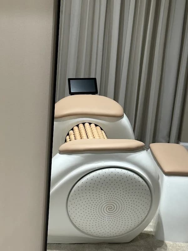 Detox and Roll Studio