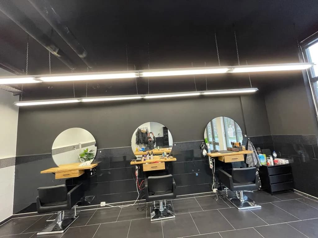 Foto van Doglas Hair studio