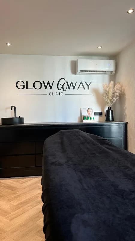 GlowAway Clinic