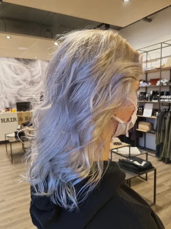 Hair & Beauty Tolbert