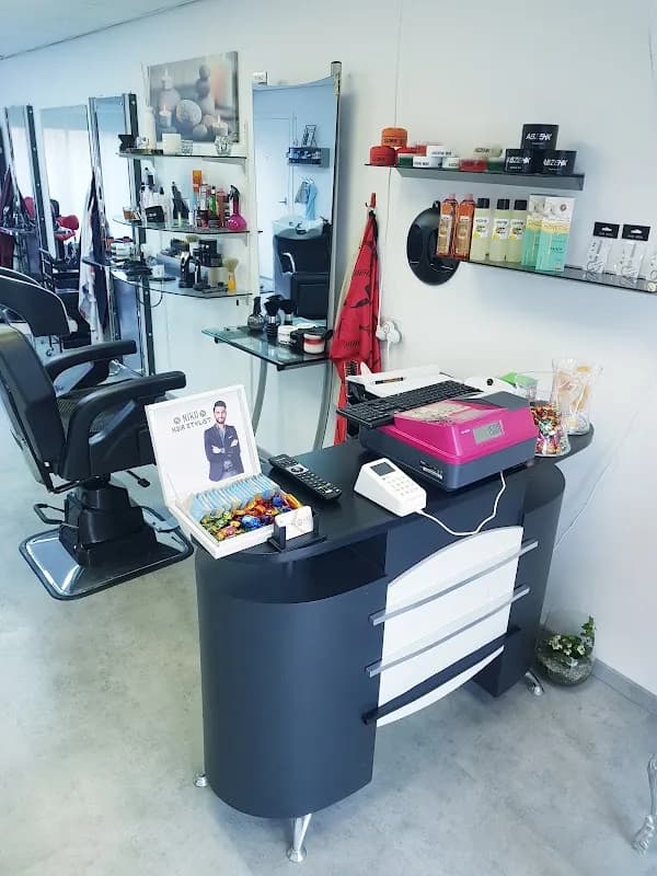 Hairstylist Niko