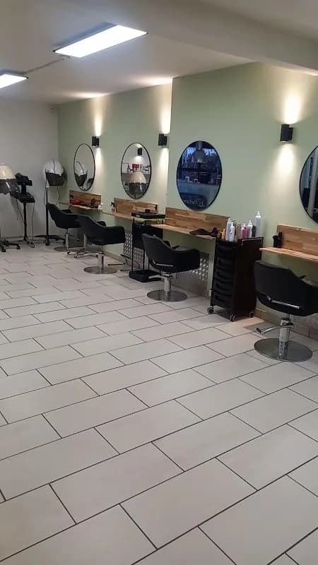 IV Hair Company