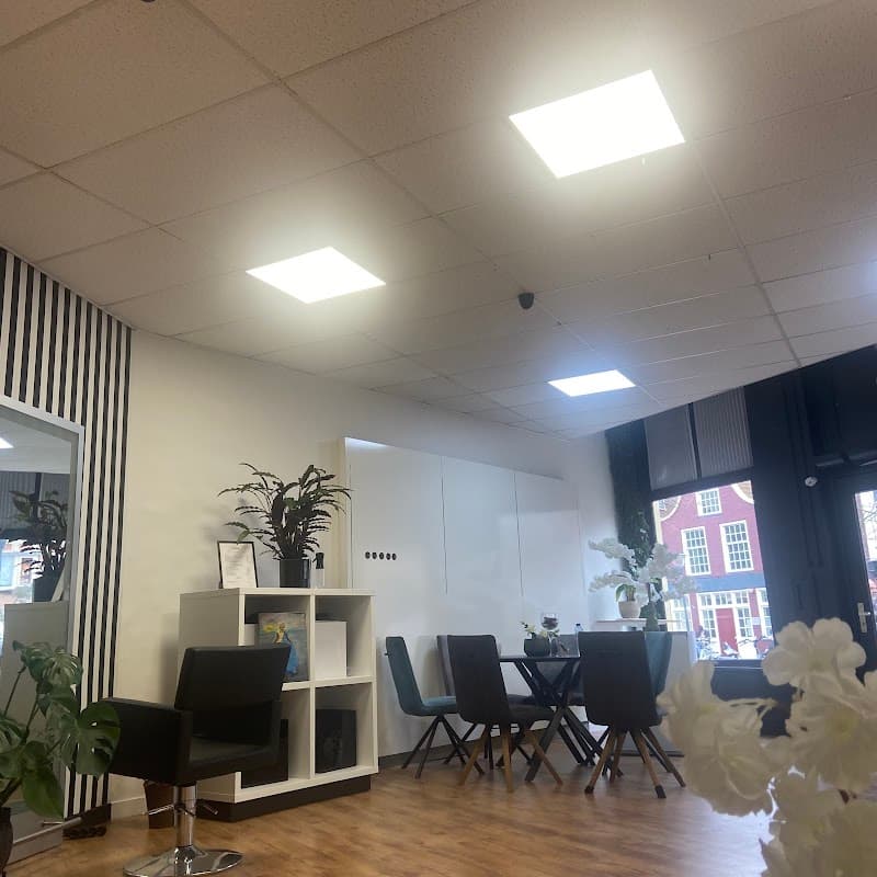 Kapsalon by Tetiana Volosenko - Leeuwarden