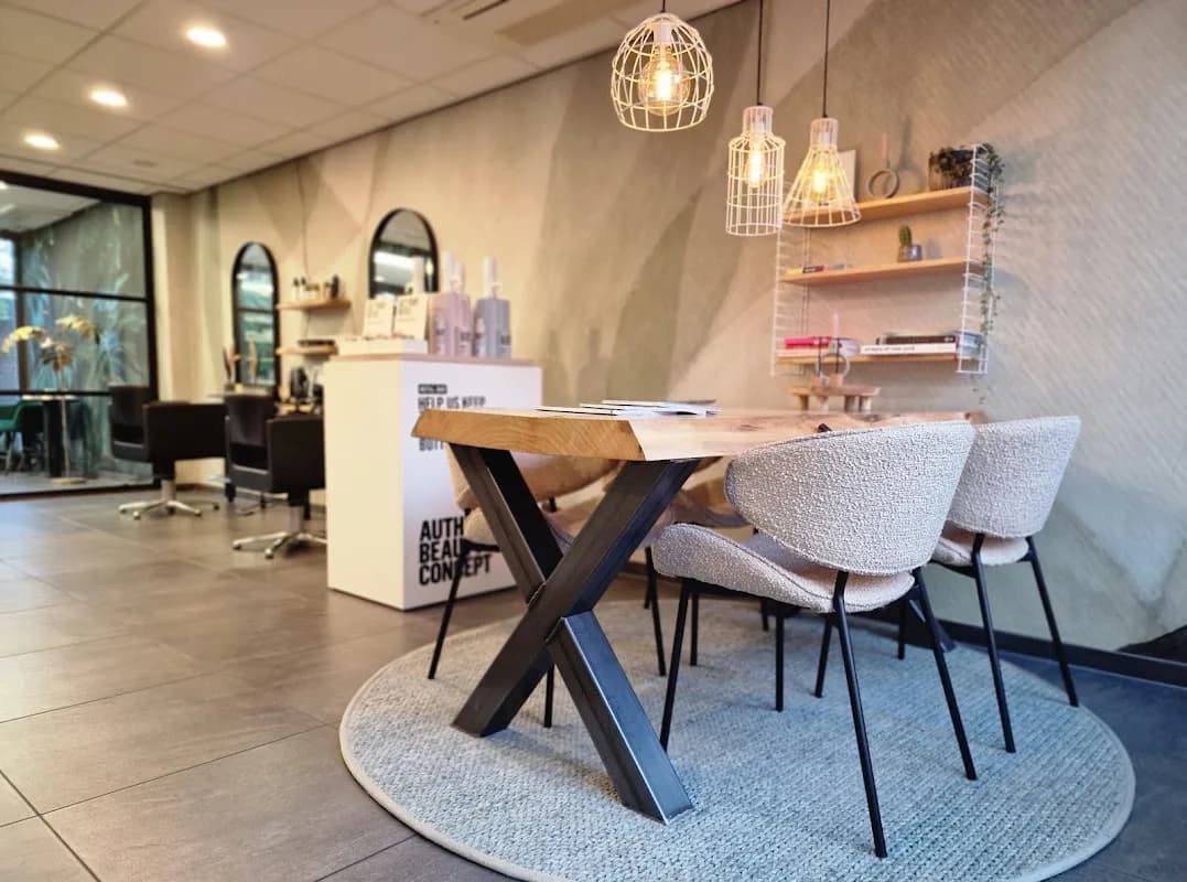 La Coupe Hairstyling