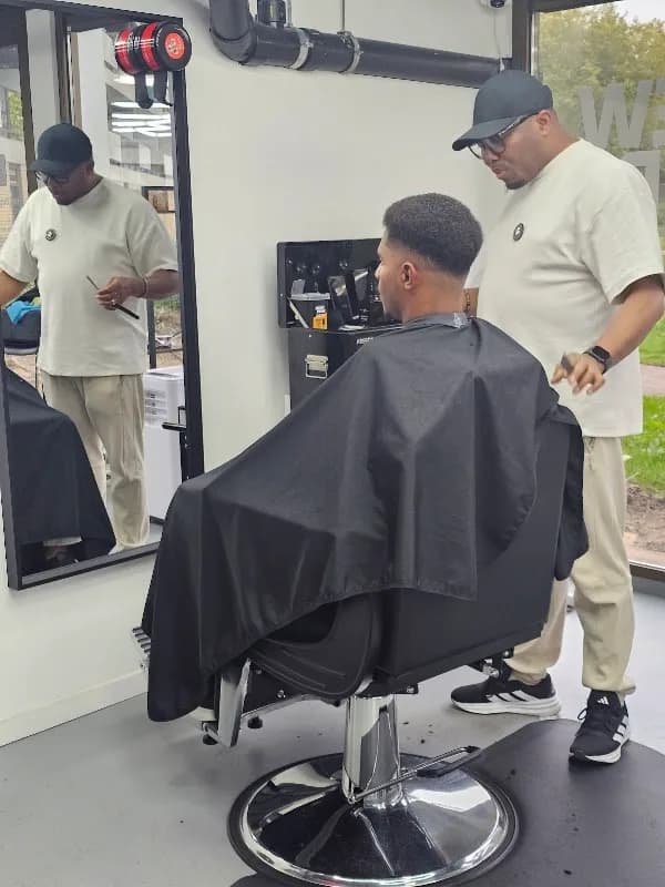 New Born Hair & Barber Lounge
