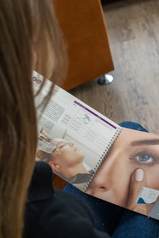 Foto van Nielsen Cosmetics