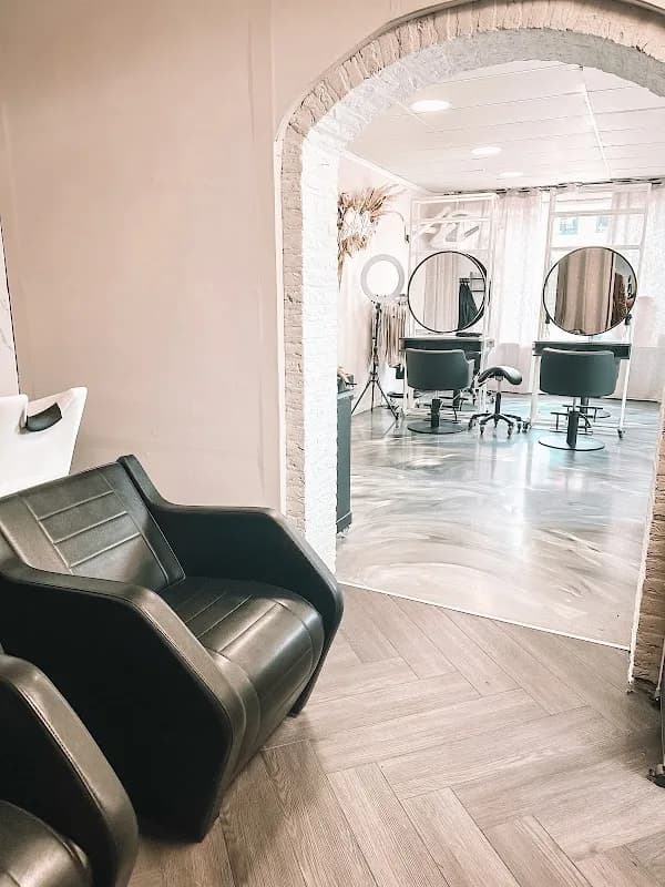 Salon Proof