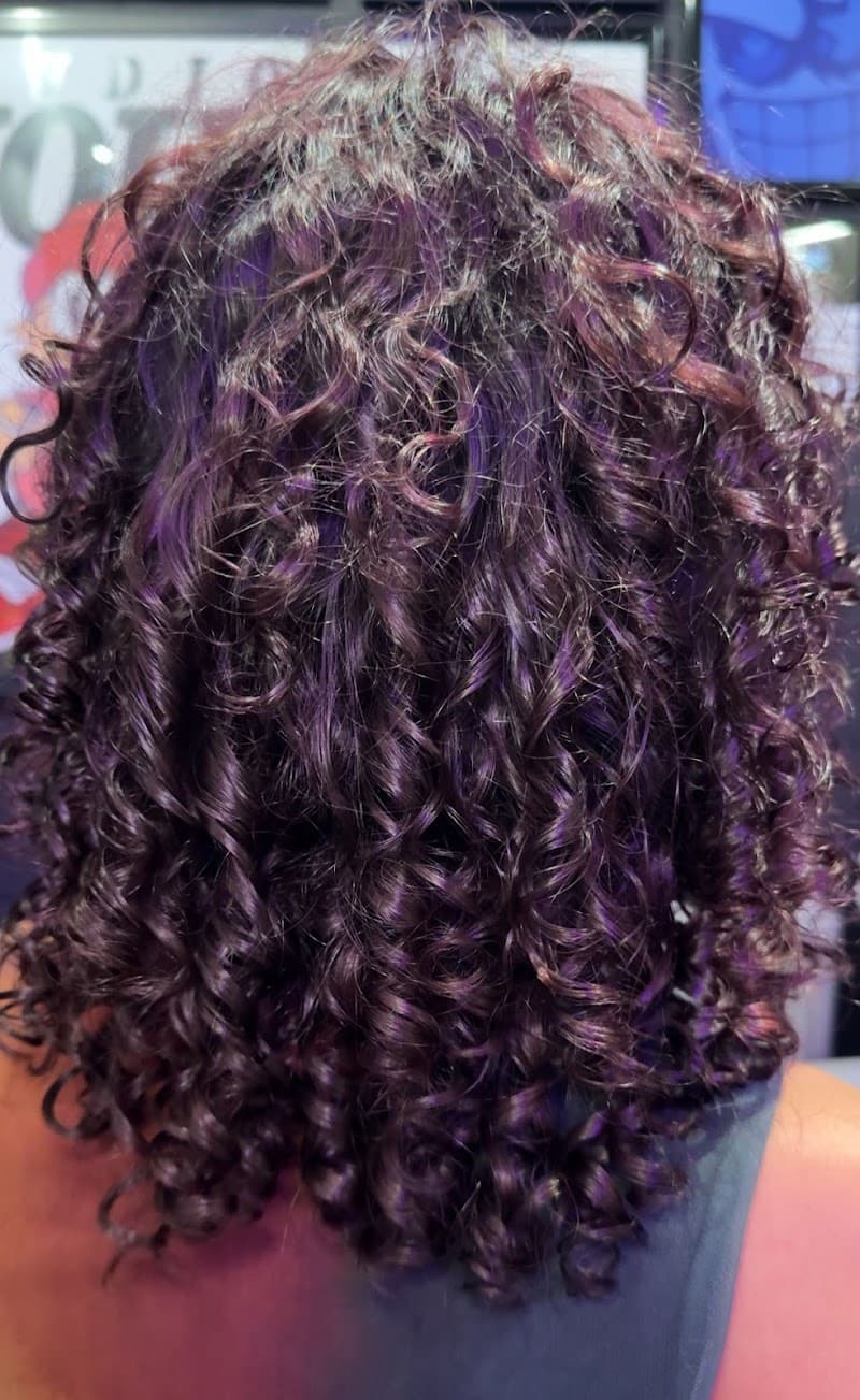 STUDIO NOIR HAIR - Utrecht