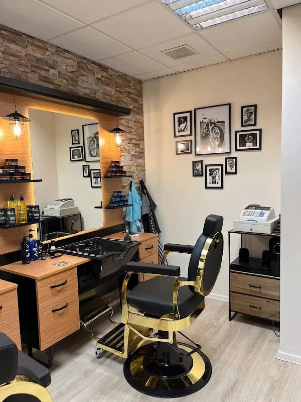 Tarik's barbershop