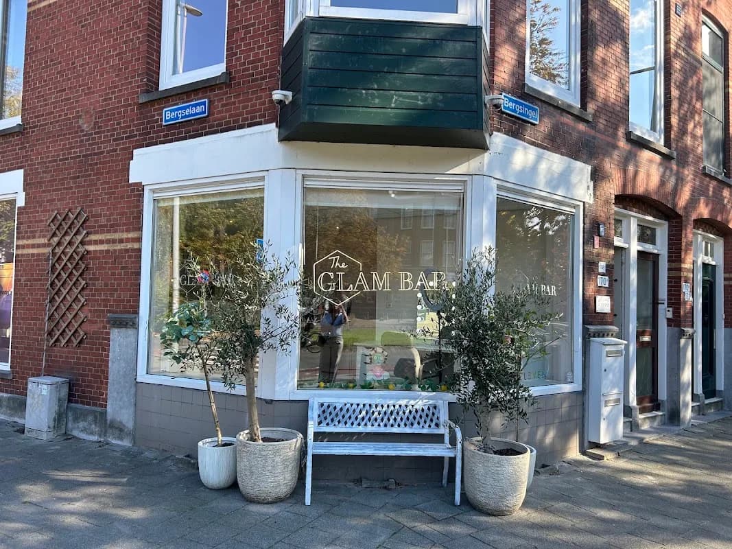 The Glam bar