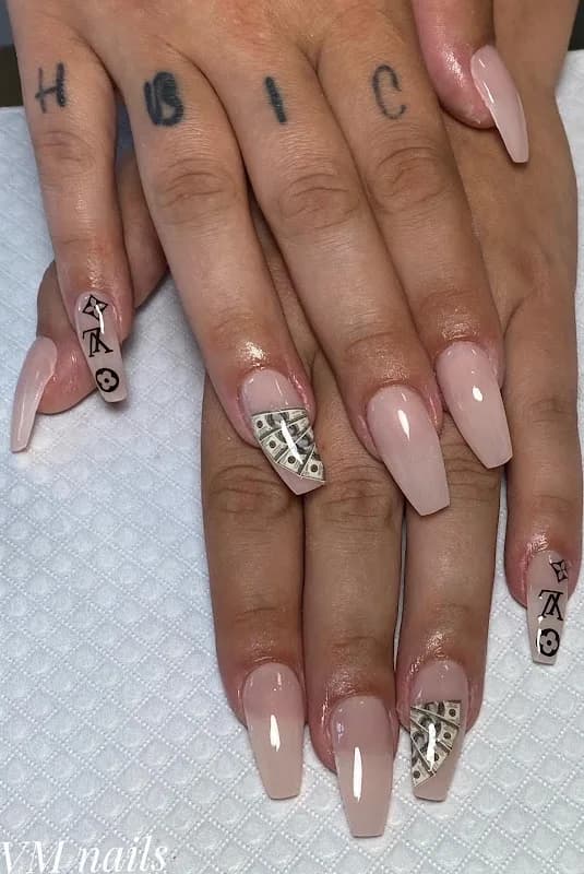 VM Nails