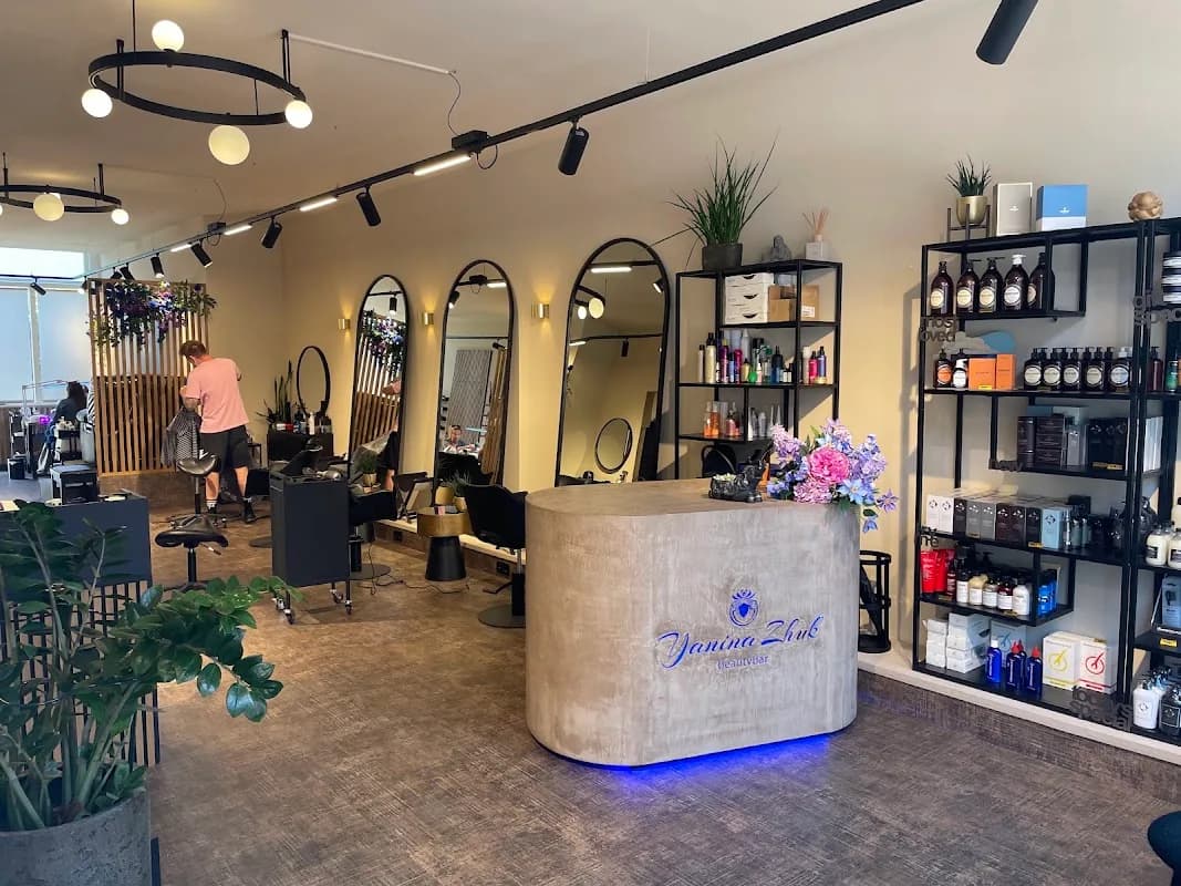Yanina Zhuk Beautybar