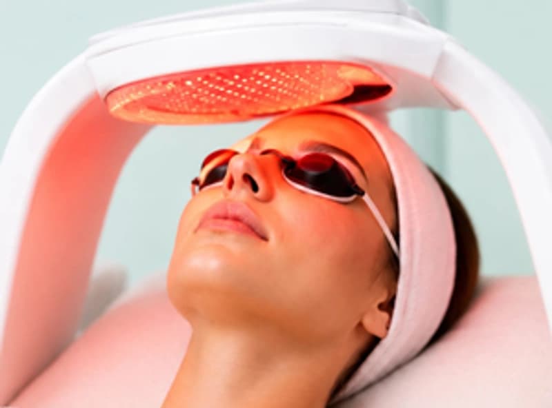 LED Therapie: sfeerbeeld van de behandeling
