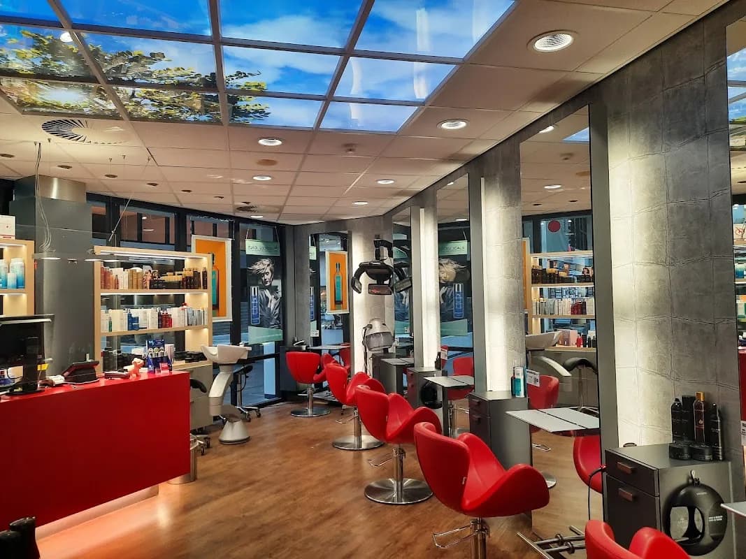 Aderans Hair Center Amsterdam AMC (Hairtrends)