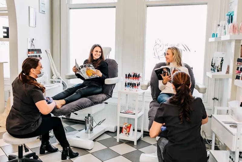 Beauty by Monique - Haarlem