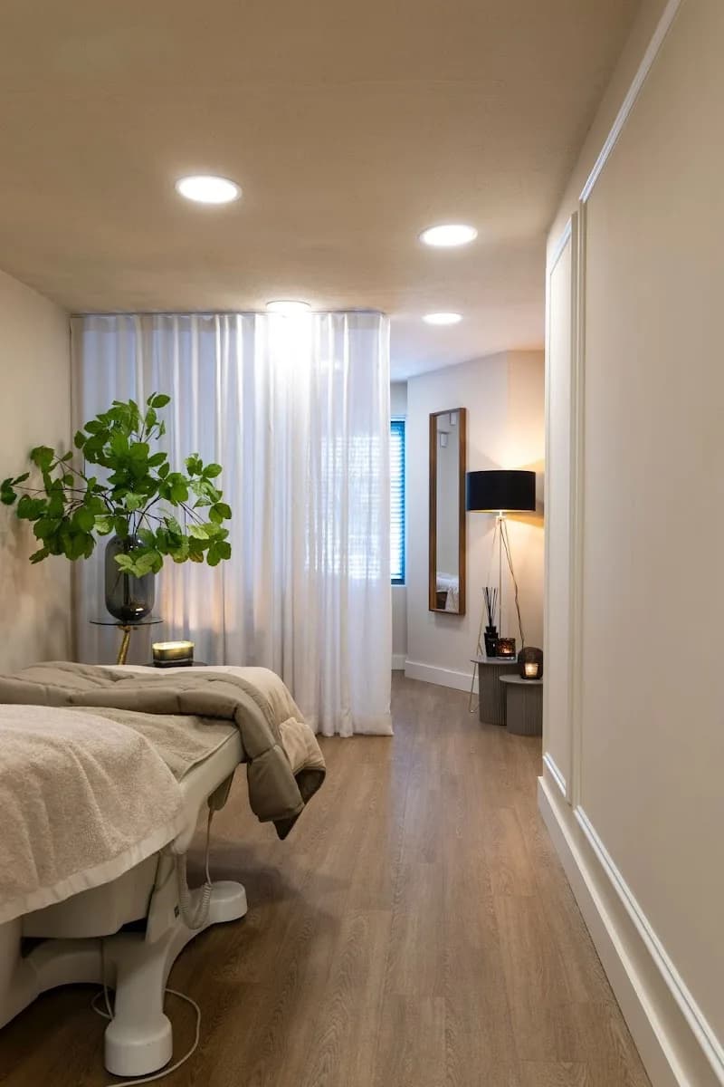 Beautysalon en Pedicuresalon Allure - Eindhoven