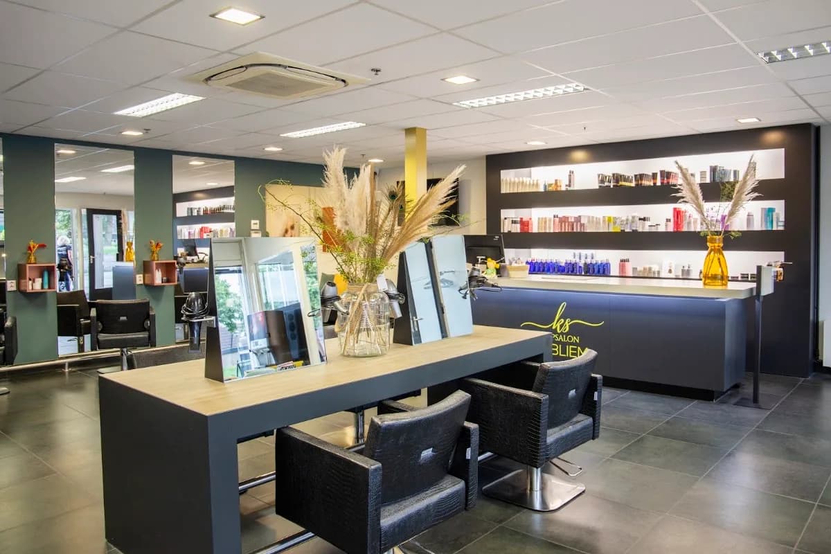 De kapper en schoonheidssalon van Damwâld: Kapsalon Subliem