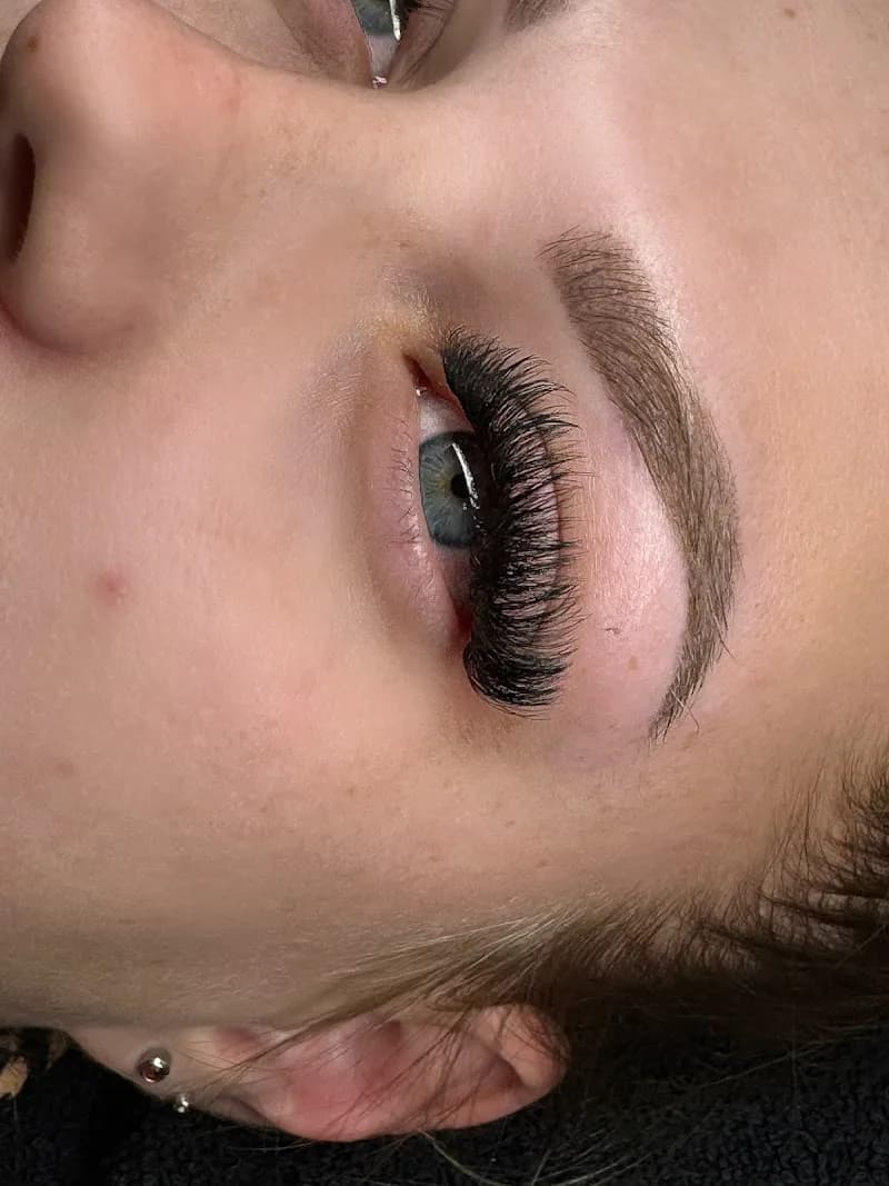 Foto van dewimpersalon
