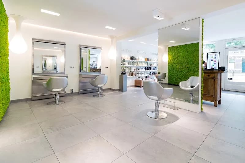 Different Hair Skin Body ✂ - Tilburg