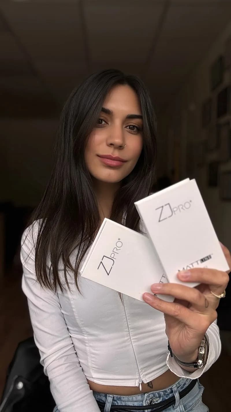 Foto van July - lash brow studio - Leiden