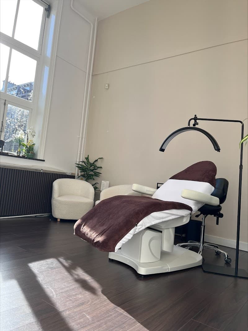 Lash & brow base - Den Haag