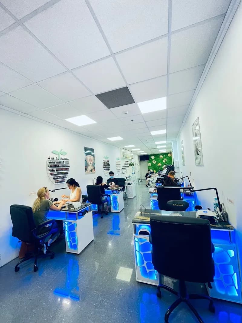 Foto van Louis Nails & Spa ( Party nails)