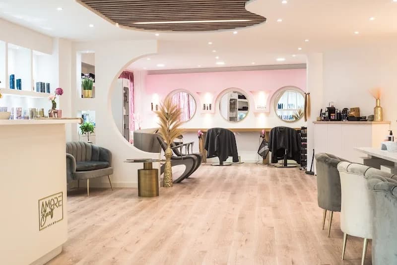 Nagelstudio Eindhoven - Amore Beauty - Dames kapper Strijp ✂ - Eindhoven