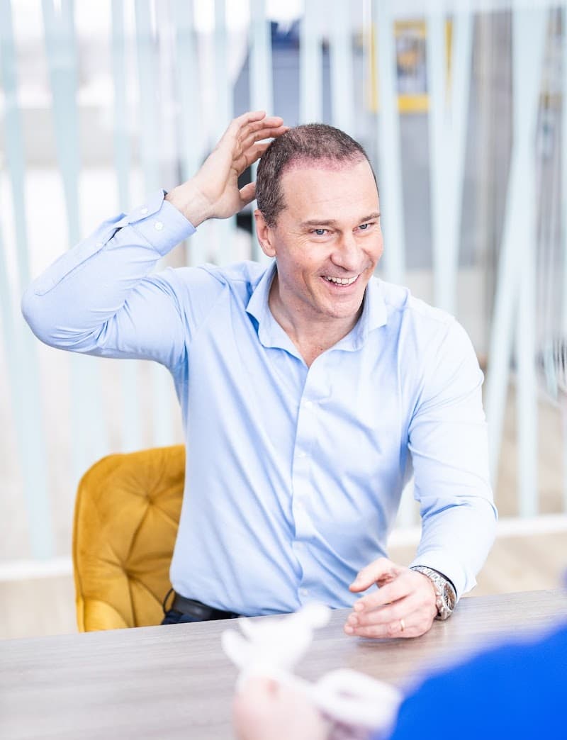 Nielsen Haarkliniek - Den Haag