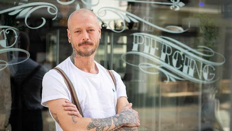 Piercing Studio Amersfoort, Tom van Oudenaarden - Amersfoort
