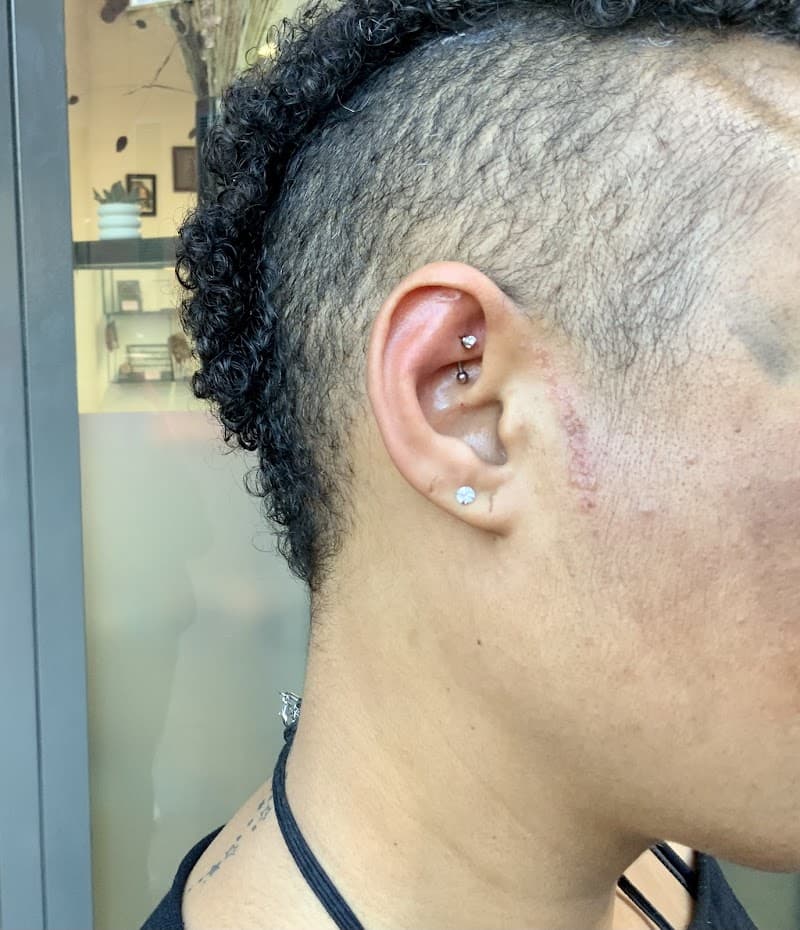 Piercingstudio Monique Kristel - Amersfoort