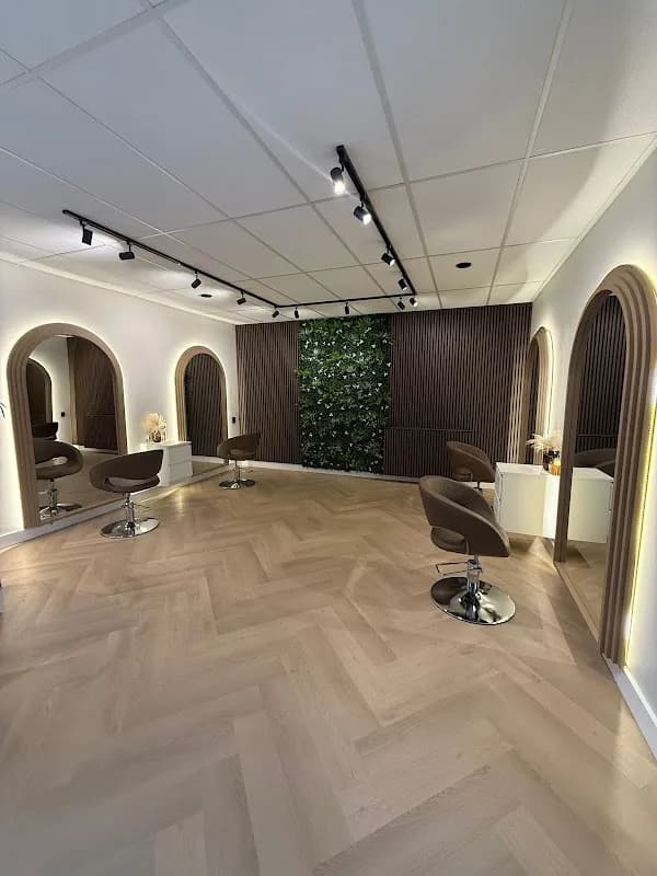 Foto van Salon of the Beauty Sisters
