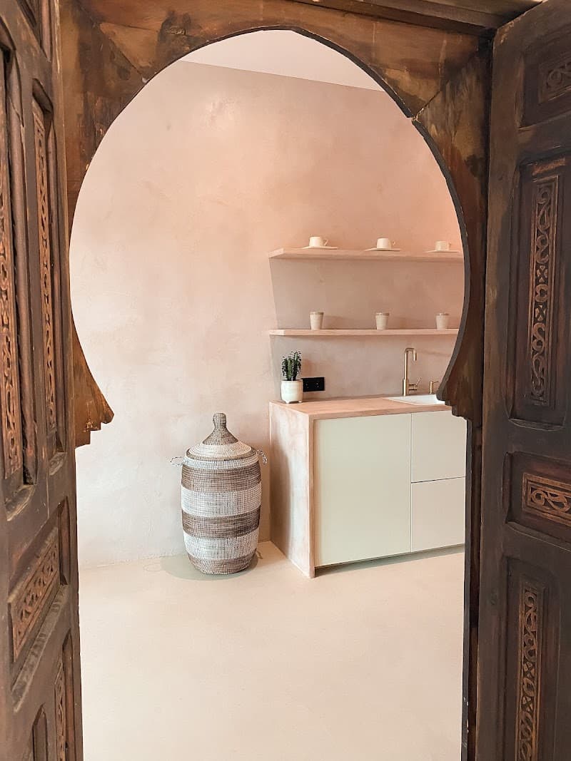 Skin and the city - Amsterdam