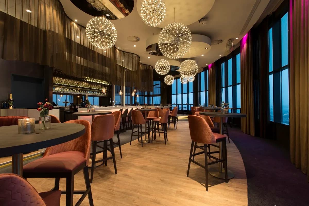 Skybar SIXX Tiel