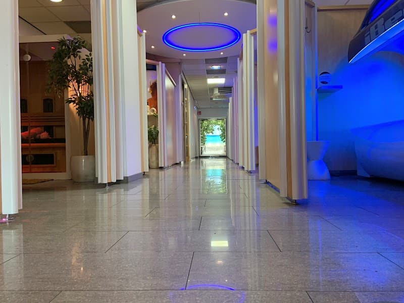 Sunday’s Amsterdam Stadhouderskade - Amsterdam